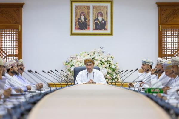 لقاء الإدارات المحلية يؤكد على أهمية تكامل الأدوار بين الوحدات الحكومية لتسهيل الخدمات